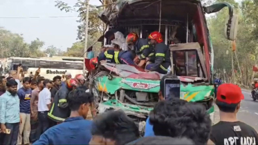 গোপালগঞ্জে দুই বাসের সংঘর্ষে চালক ও সুপারভাইজার নিহত, হাসপাতালে ১০