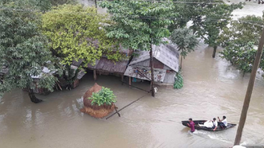 বন্যায় মৃতের সংখ্যা বেড়ে ৫৪: ত্রাণ মন্ত্রণালয়