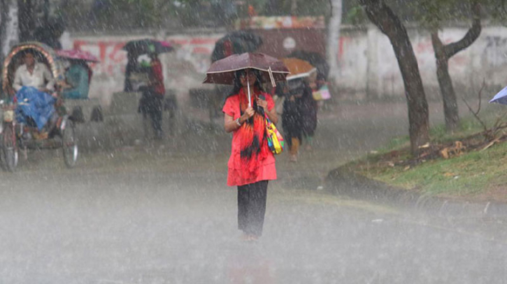 দমকা হাওয়াসহ বৃষ্টি ও ভারি বর্ষণের আভাস